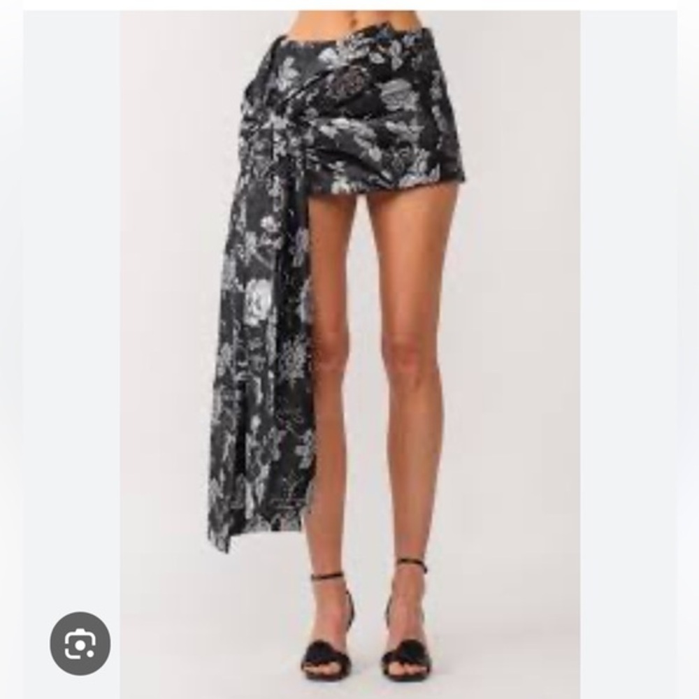 Sophie the Label Nina Bow Mini Jacquard Black and Silver Mini Skirt NWT Sz M